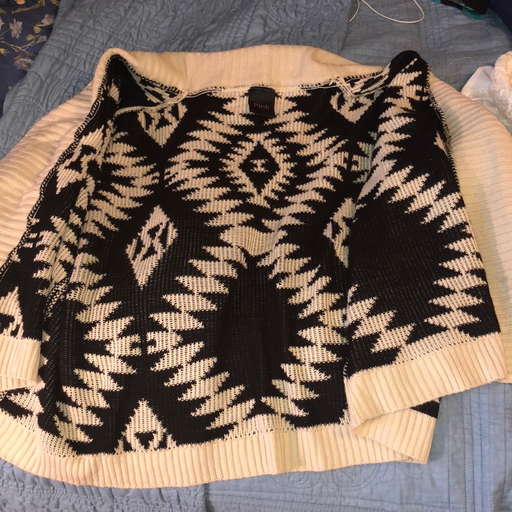 Shawl / cardigan / jacket thing